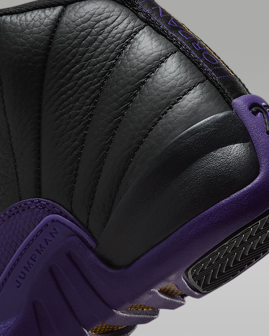 Air Jordan 12 Retro Big Kids Shoes. Nike